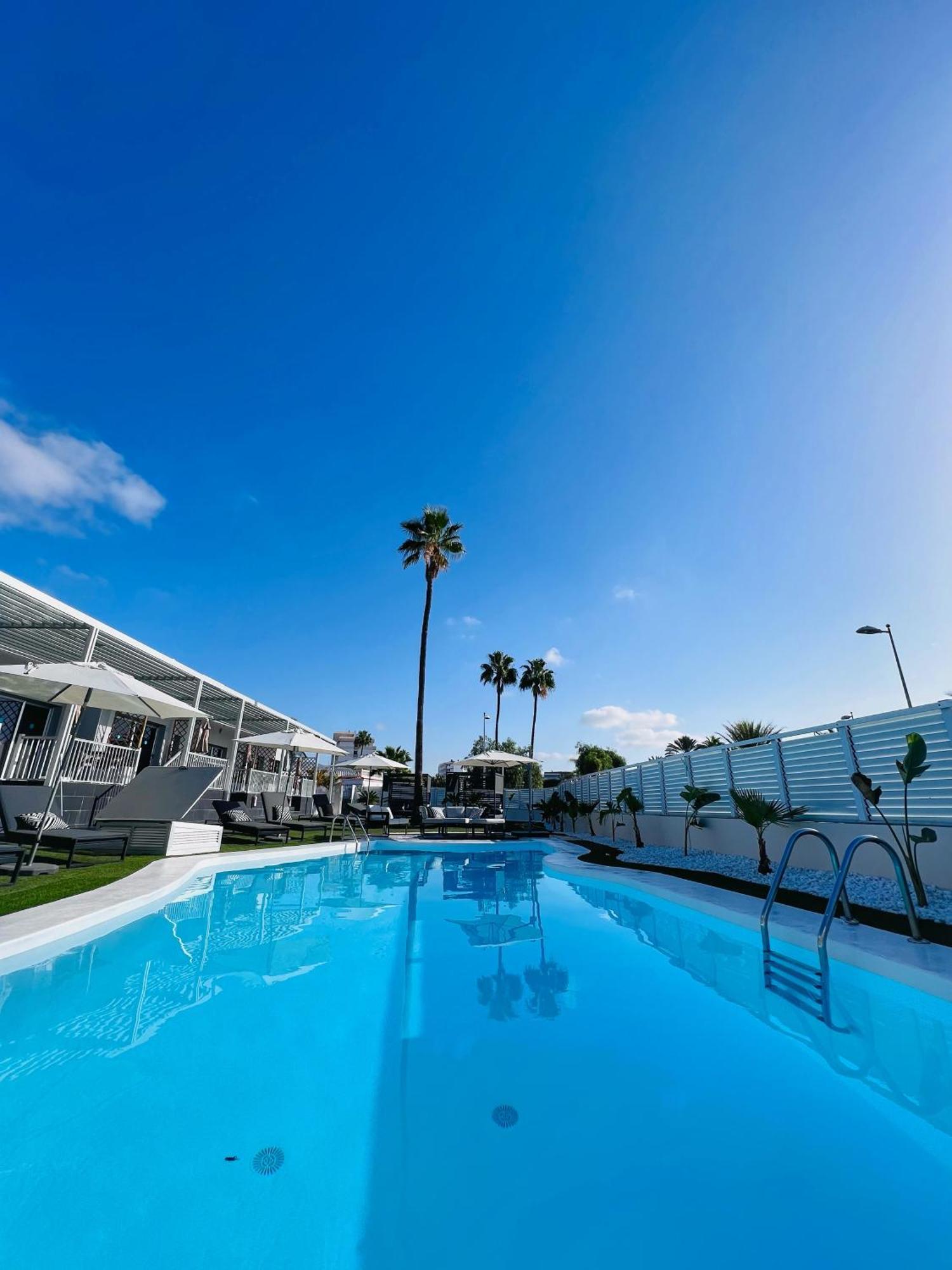 Appartement Tajinaste Beach Gay Men Only à Playa del Inglés Extérieur photo